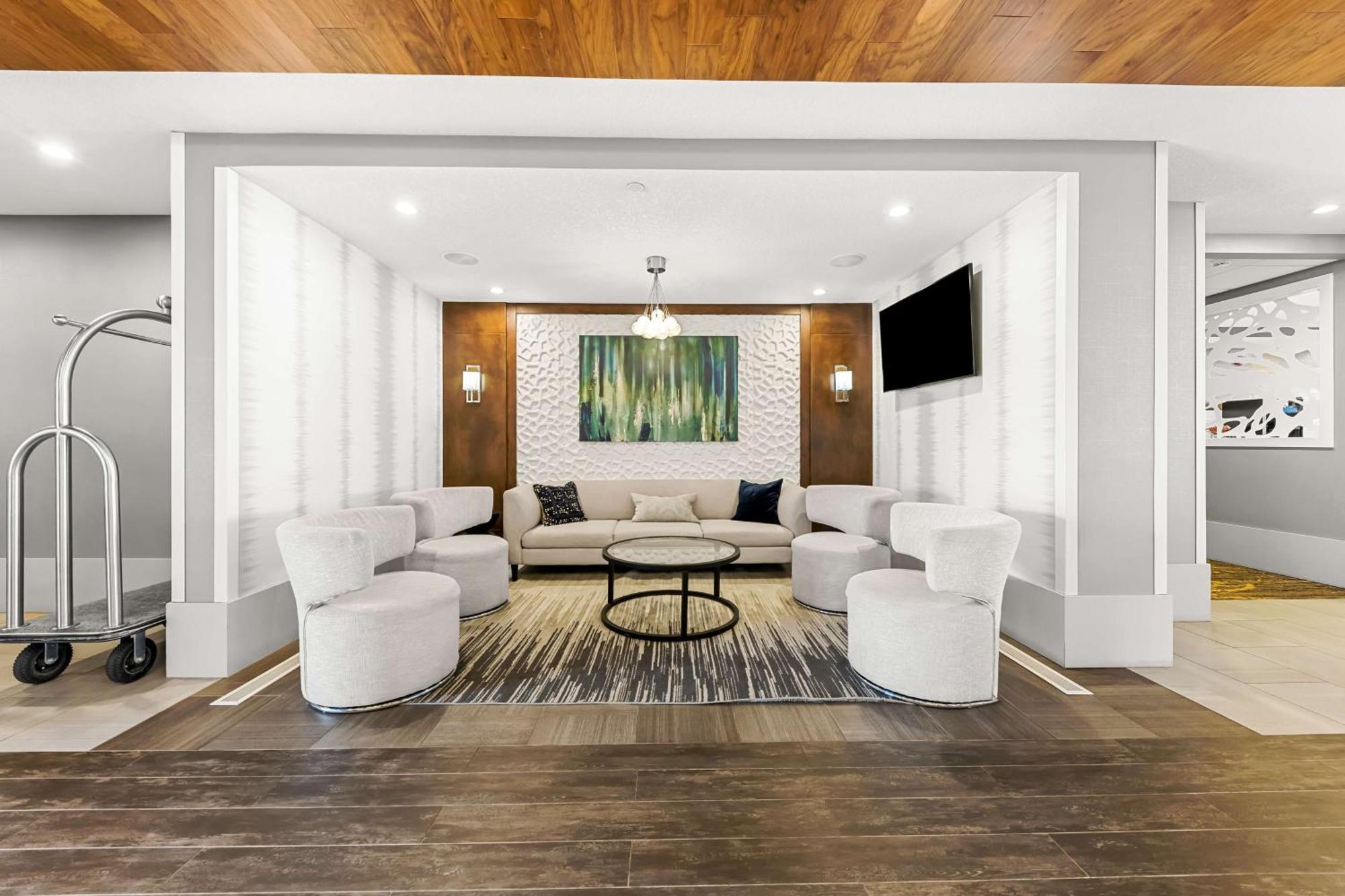 Best Western Plus Airdrie Gateway Buitenkant foto