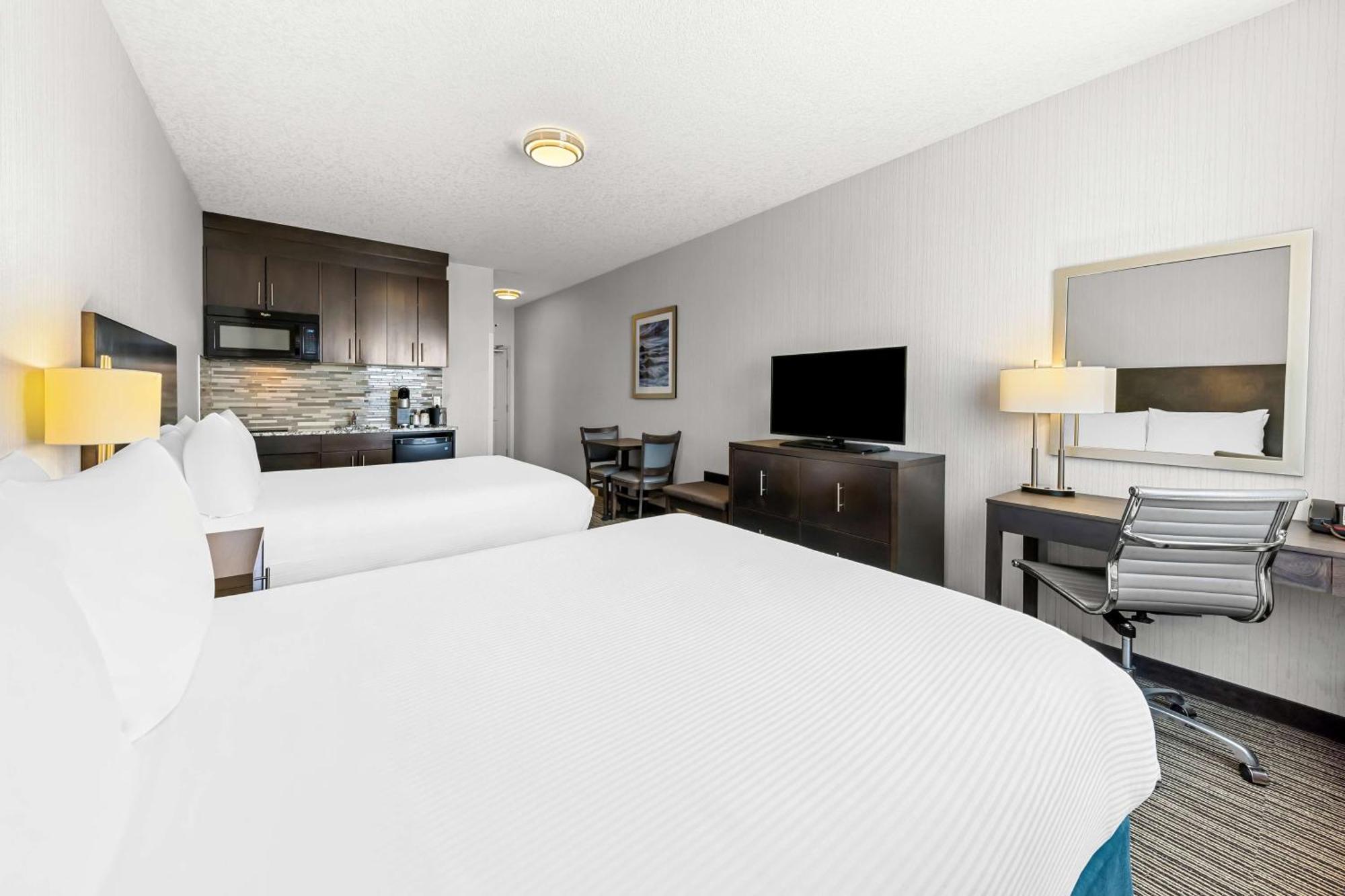 Best Western Plus Airdrie Gateway Buitenkant foto