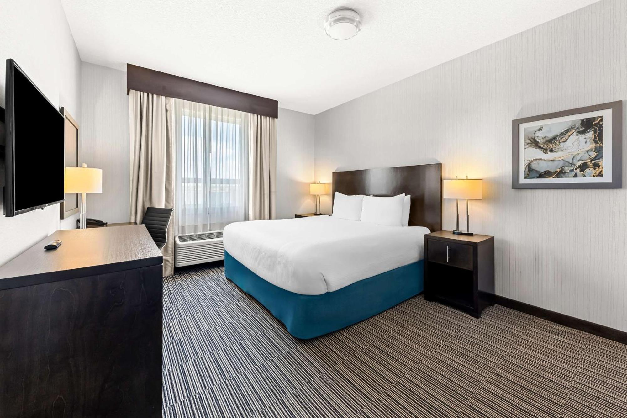 Best Western Plus Airdrie Gateway Buitenkant foto